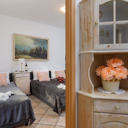 Apartment With Veranda Torunska Pobierowo By Noclegi Renters ภายนอก รูปภาพ